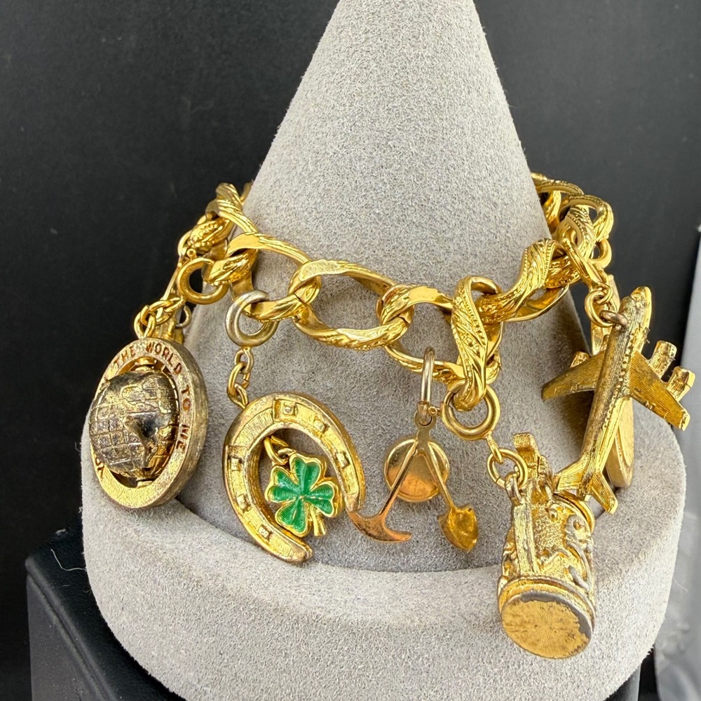 Vintage‎ Monet Charm Bracelet Gold Tone Zodiac Airplane Cable Car Travel 6.5in